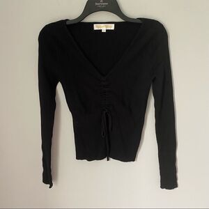 Sugar Moon Women’s V Neck Long Sleeve Cinched Front Knit Top